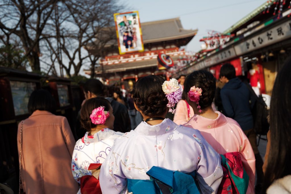 Top 10 Cultural Experiences in Japan: Don a Kimono