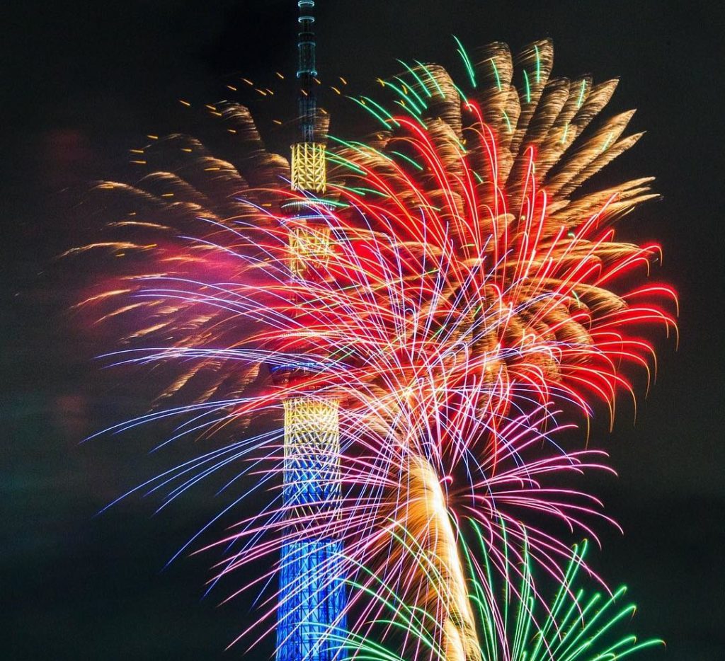 Sumidagawa Fireworks and Tokyo Skytree